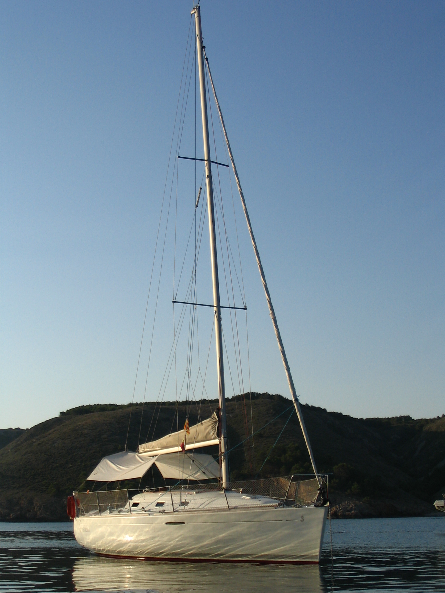 107_0732 voilier mouillage Collioure